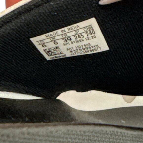 Adidas Adilette Size 6 White Rainbow Slides H02488 Flat Sandals Slippers Comfort - Picture 10 of 11